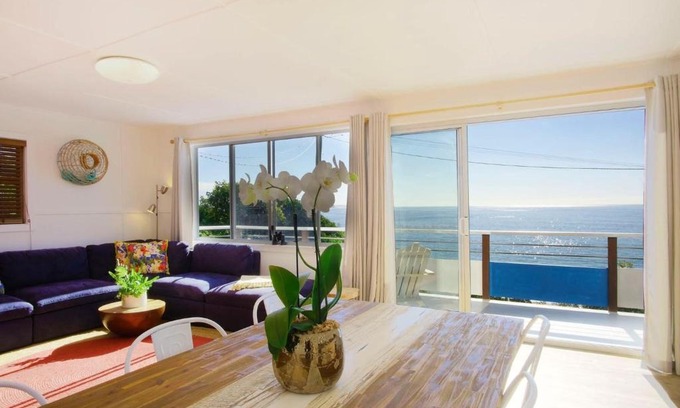 Seal Rocks Casa | Surf Shack at Boat Beach