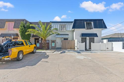 Bel Air Casa | Surf’s Up! Pet-friendly, 2BR 2BA Beachfront Townhouse, Sleeps 8!