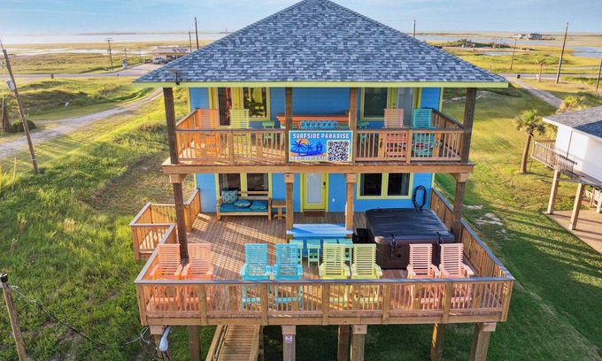 Surfside Beach Casa | Surfside Beachfront Paradise