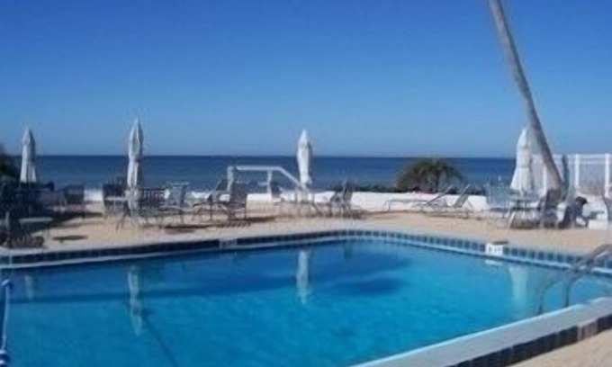 Coquina Sands Condominio | Surfside club en la playa!