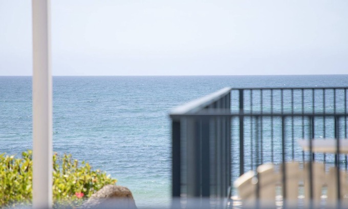 Mona Vale Apartamento | Surfview - beachfront oasis in Mona Vale