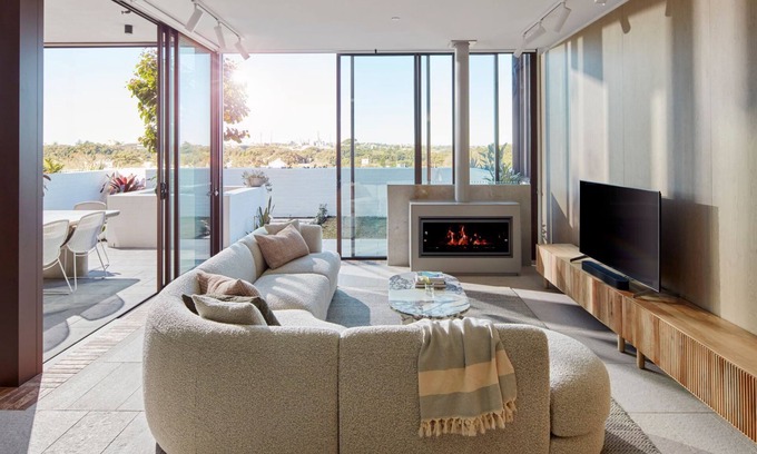 Redfern Apartamento | Surry Village Penthouse