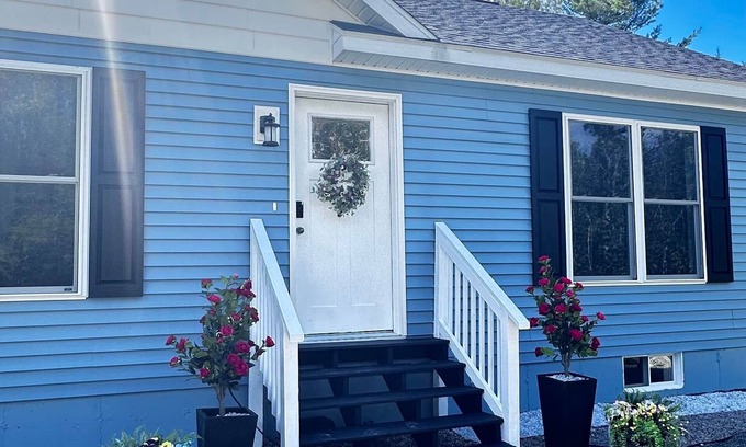 Ellsworth Casa | Sustainable 4-Season Ranch 30 mi to Acadia