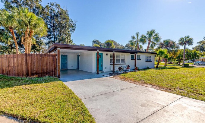 Venetian Way Casa | Suwannee Lane