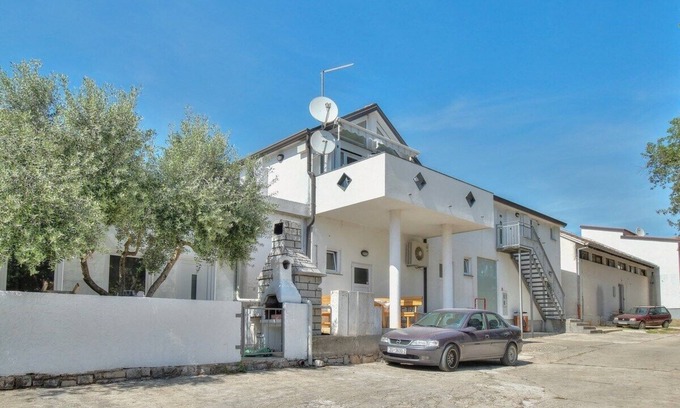 Katoro Apartamento | SUZY house with apartments / Suzy2 APARTMENT