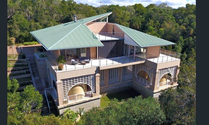 Deepwater Casa | SvenKi Beach - Waterfront luxury on 300 private acres