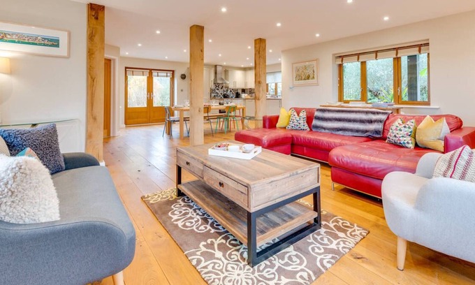 St Mary's Bay Casa | Swallows Return in the beautiful Ashford