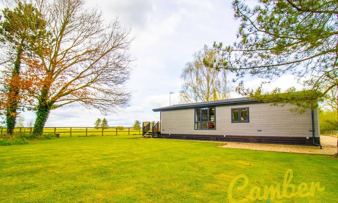 Romney Marsh Casa | Swallowtail Pine Lodge - Romney Marsh - Stay in the gorgeous Kent countryside
