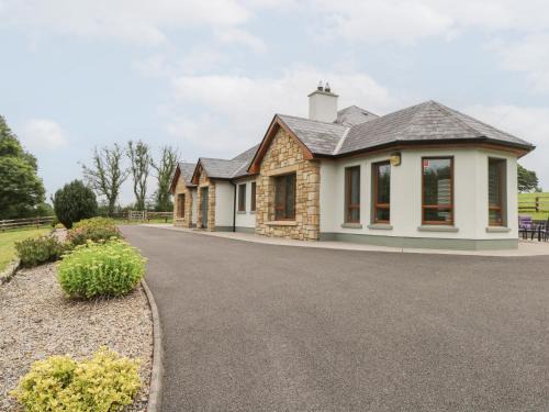 Ballyroddy Casa | Swan Lake