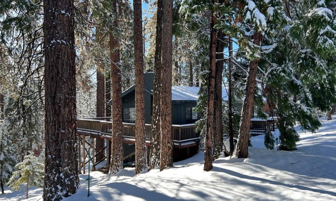 Arnold Casa | Sweet Arnold Cabin