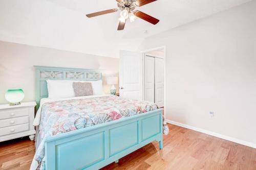 Myrtle Beach Apartamento | Sweet Cottage by the Amazing Beach 370