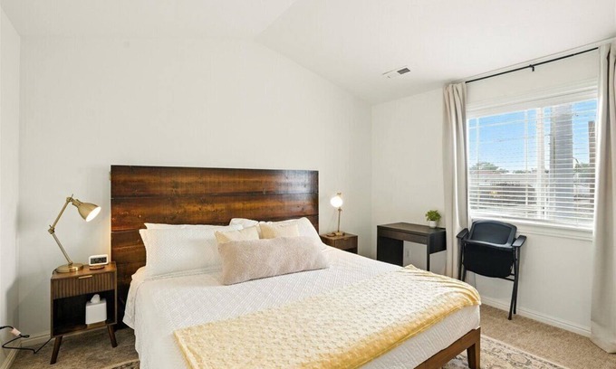 American Fork Casa | Sweet Haven AF! 30+ Day Stays! Pets Welcome!