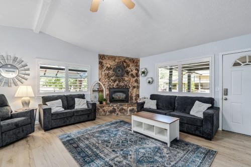 Groveland Casa | Sweet Haven - Home with EV Charger near Yosemite