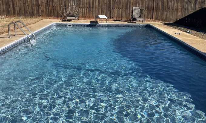Gunter Afs Casa | Sweet Home Alabama 4BR 2BA oasis w/pool WI-FI Free Parking