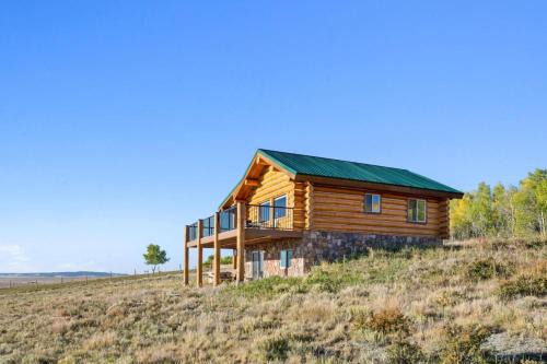Michigan Hill Casa | Sweet MTN Cabin 2bedroom 2bath picturesque views