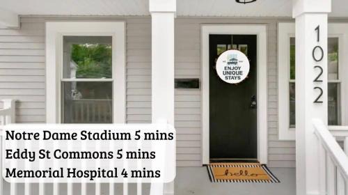 Harters Heights Casa | Sweet Retreat 3 Mins to Notre Dame Eddy St Commons and Memorial Hospital