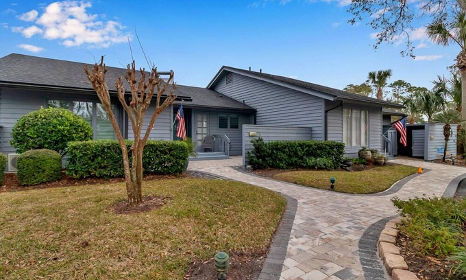 Sawgrass Condominio | Sweet Retreat condo w/ pool access & golf views
