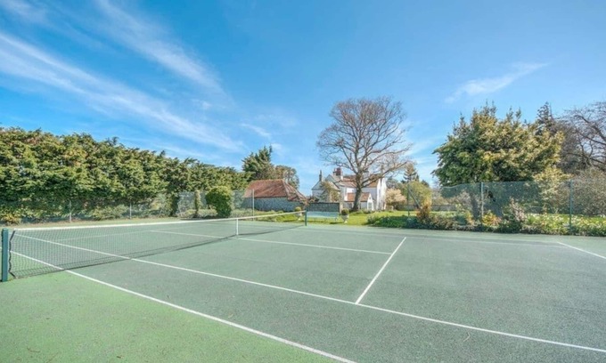 Chichester Casa | Sweet small barn with Tennis court, near Goodwood