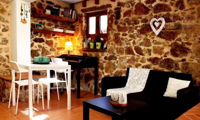 Dafni-Ymittos Apartamento | Apartamento de piedra dulce en Imittos