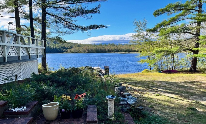 Stoneham Cabaña | Sweet waterfront cottage, stunning sunsets, private, sleeps 4-8