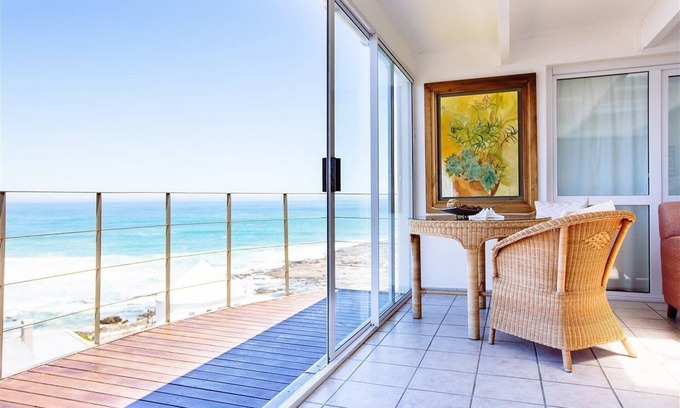 Yzerfontein Casa | Swept Away Guest House