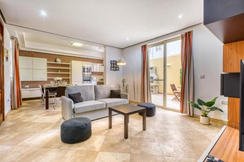 Tal-Ibrag Apartamento | Swieqi 3 bedroom with Patio