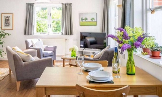 Norwich Casa | Swift Host | 1 bed House | Parking | Lots of space