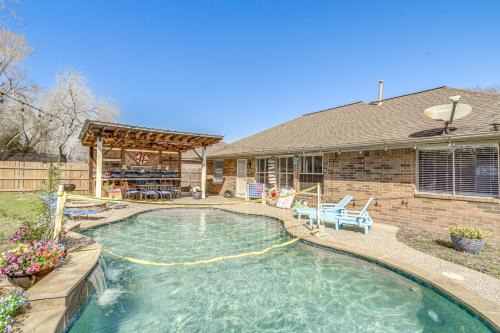 Spring Casa | Swim and Unwind Pet-Friendly Home in Spring!