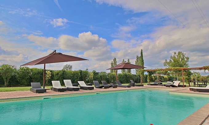 Foligno Casa | Holiday Home in Foligno With Pool & BBQ