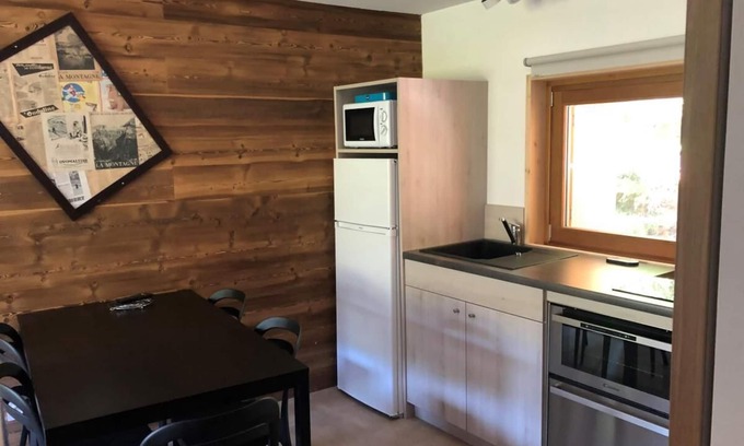 Saint-Leger-les-Melezes Apartamento | Swimming pool, sauna, hammam, parking, tv, ski locker, 25m², Saint-Léger-les-Mélèzes