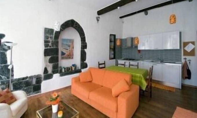 Levanto Apartamento | ¡Diviértete junto al mar y mientras caminas! En el centro ya solo 100 metros del mar.