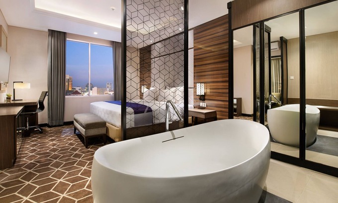 Surabaya Hotel | Swiss-Belinn Tunjungan Surabaya