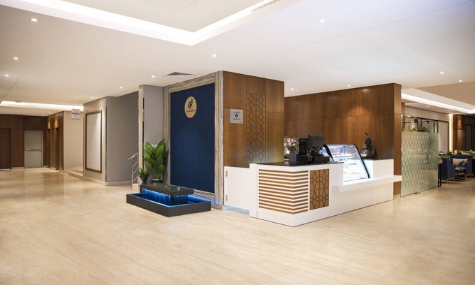 Hera Street Hotel | Swiss Blue Hira