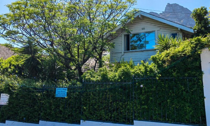 Camps Bay Casa | Swiss Cottage Guest House