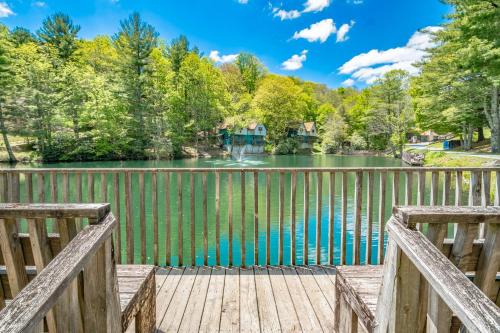 Blowing Rock Apartamento | Swiss Mountain Village