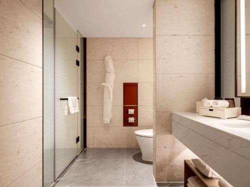 Dongcheng Hotel | Swissotel Beijing Hong Kong Macau Center - 1 min to subway