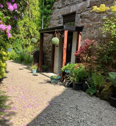 Llanelltyd Casa | Swn y nant Barmouth road A496 Llanelltyd