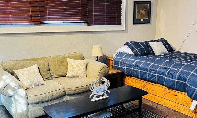 Old Town Apartamento | Sycamore Studio at the Abode Guest House