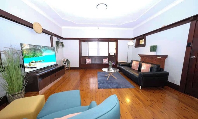 Concord Casa | Sydney concord 4 Bed 3 bath close Burwood