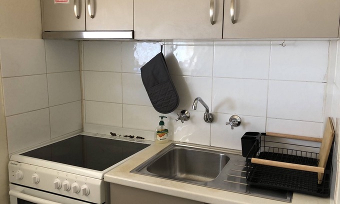 Homebush Casa | Sydney Olympic Park 1 Bedroom Bungalow half house, private entry, all yours