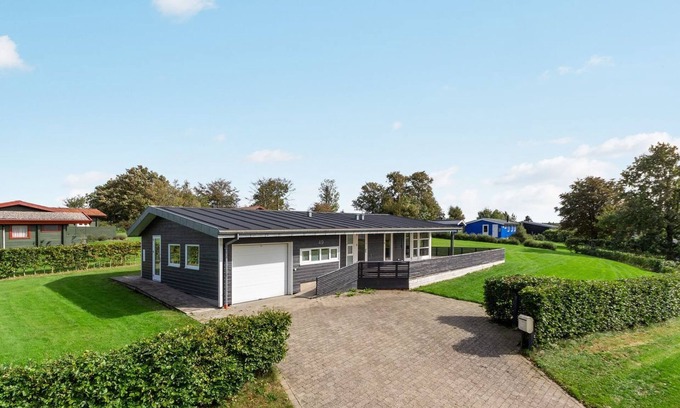 Floutrup Casa | "Sylvelin" - 400m to the fjord by Interhome
