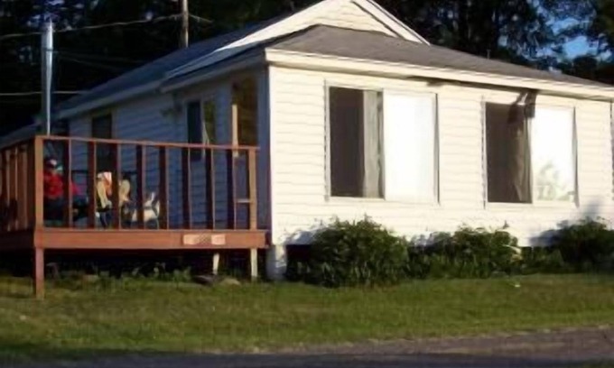 Jordan Cabina | Syracuse NY, Cross Lake Cottage Lake Front 2 dormitorios Sunset Bonus !!!