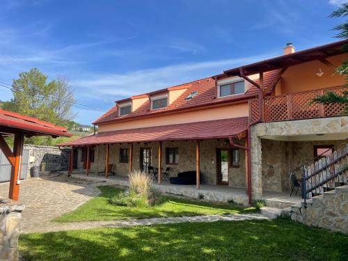 Badacsony Apartamento | Szögedi Villa