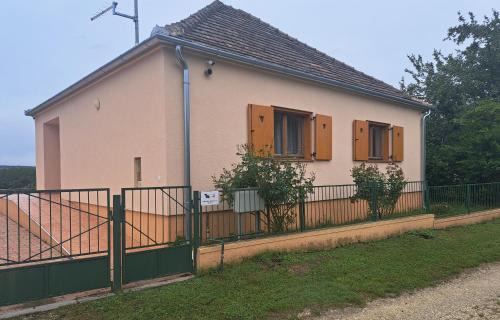 Csehimindszent Casa | Szőlőskert Vendégház