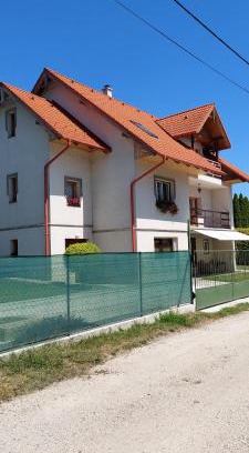 Balatonfuzfo Apartamento | Szikszai Apartman