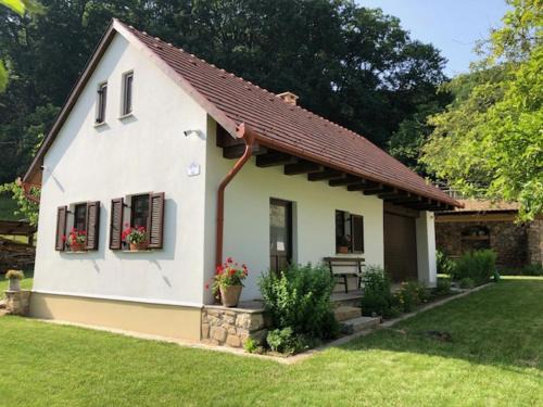 Obanya Casa | Tücsök Vendégház Óbánya