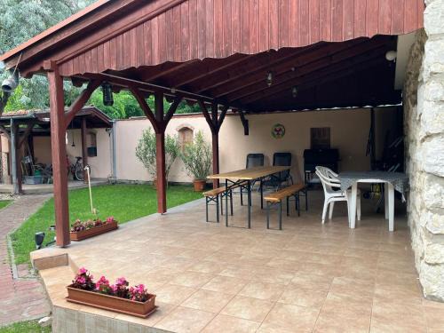 Lakitelek Apartamento | Tőserdei Vendégház