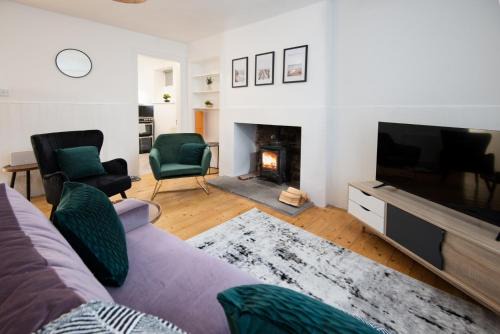 Eyemouth Casa | T&J House in Eyemouth: Cozy Coastal Retreat