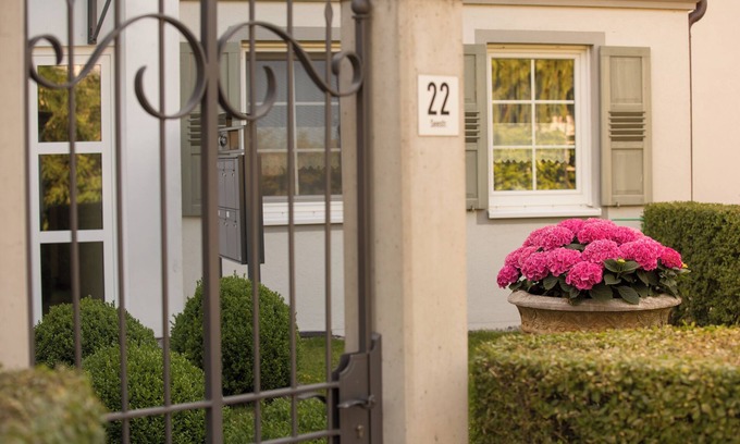 Nonnenhorn Apartamento | "(T)RÄUME am See" 5 star apartment 116 sqm, direct lakeside location, 2 outdoor terraces