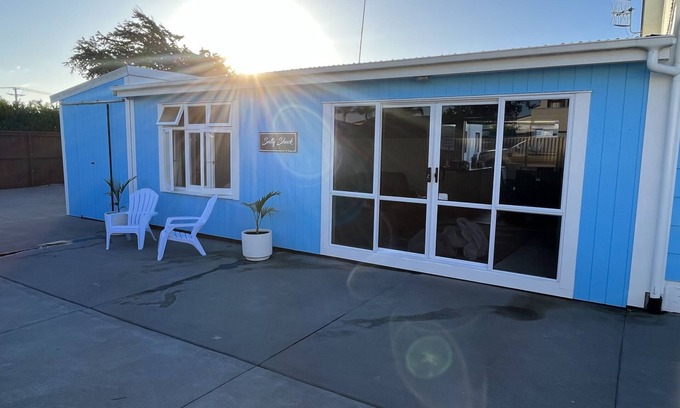 Papamoa Beach Casa | T Two Salty Shack - right across from the beach!